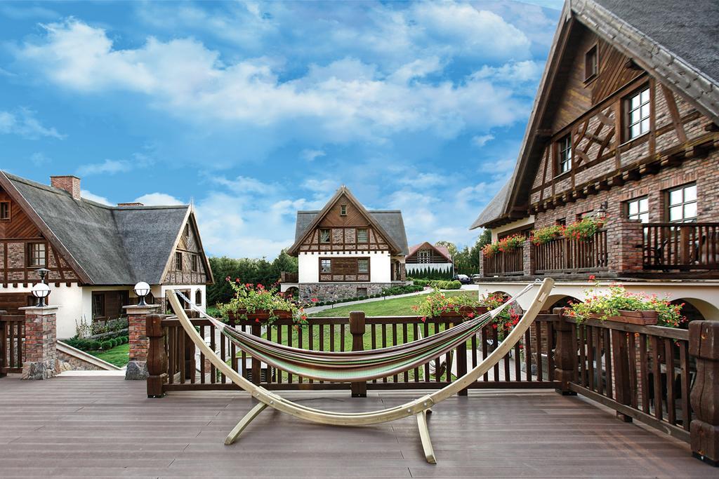 Hotel Aubrecht Country Spa Resort Пжехлево Экстерьер фото