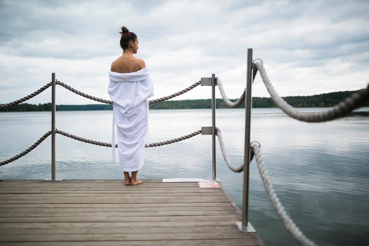 Hotel Aubrecht Country Spa Resort Пжехлево Экстерьер фото
