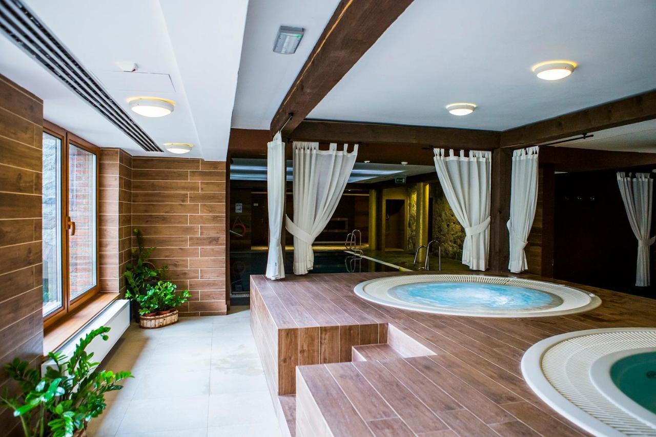 Hotel Aubrecht Country Spa Resort Пжехлево Экстерьер фото